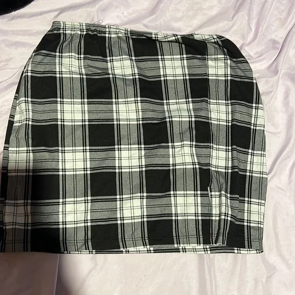 Rue 21 skirt - Picture 1 of 1